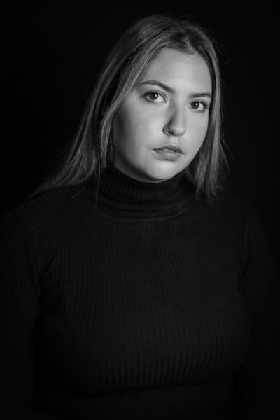 Uzan Julia