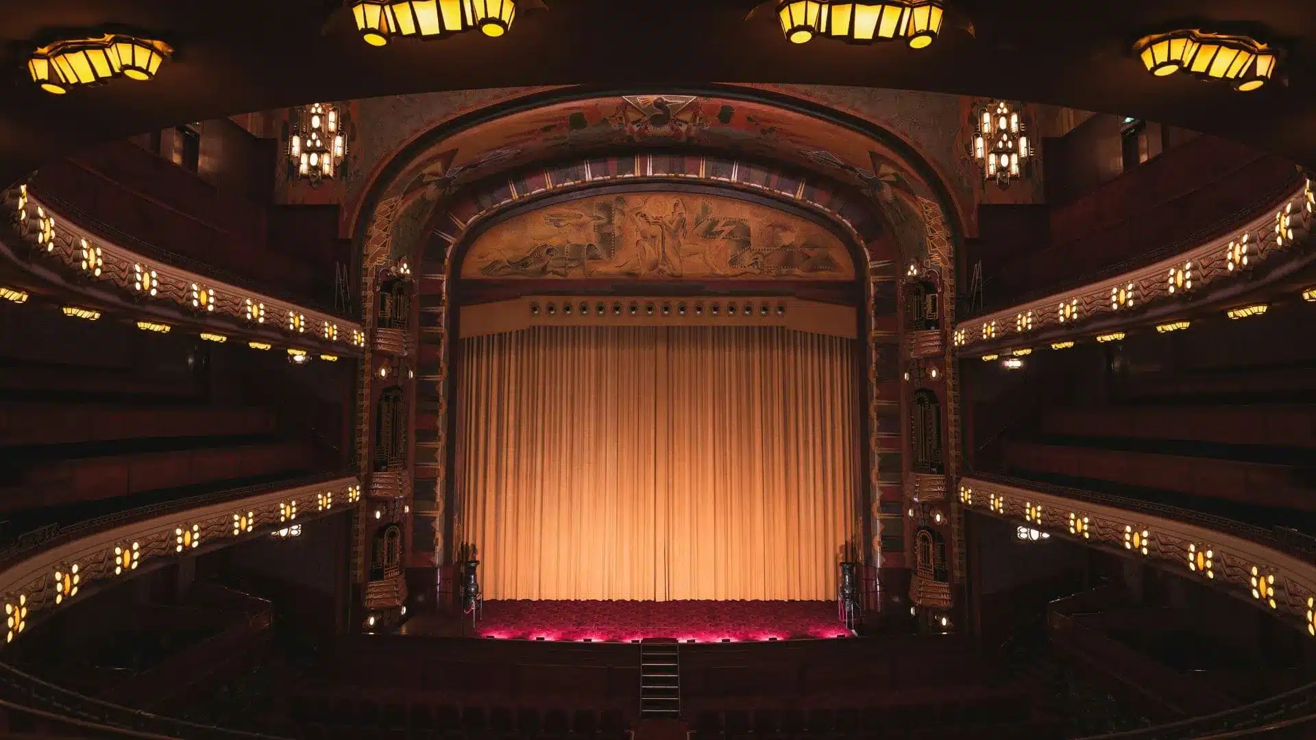 Aller en école de théâtre sans le bac c'est possible ? On vous explique ! Acquaviva